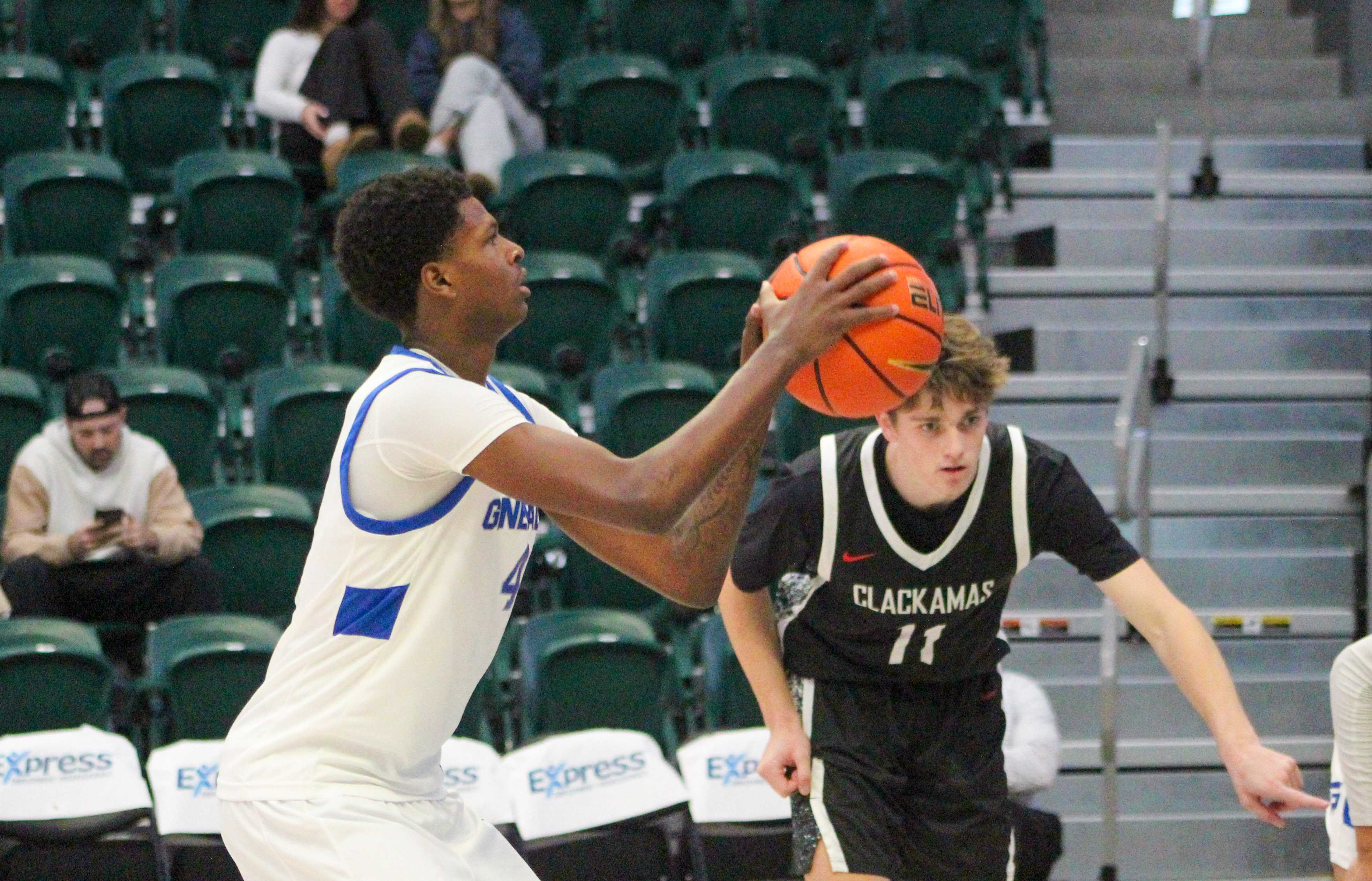 Grant sophomore Jamarea Sanders shoots a free throw against Clackamas. (Photo by Austin White)