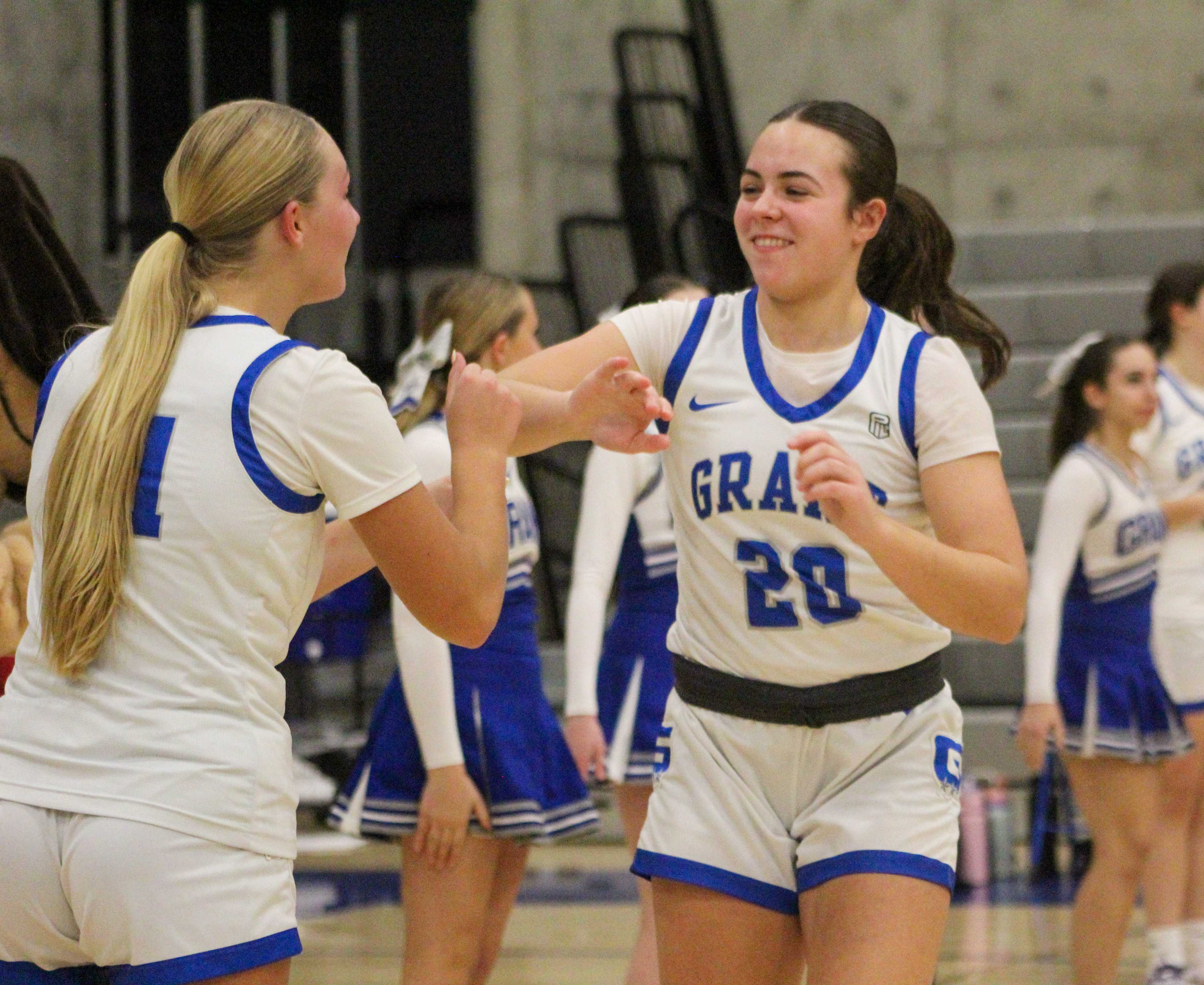 Grant's Charlotte Wilson comes out for pregame introductions against Lincoln on Jan. 6. (Photo by Austin White/Portland Preps)