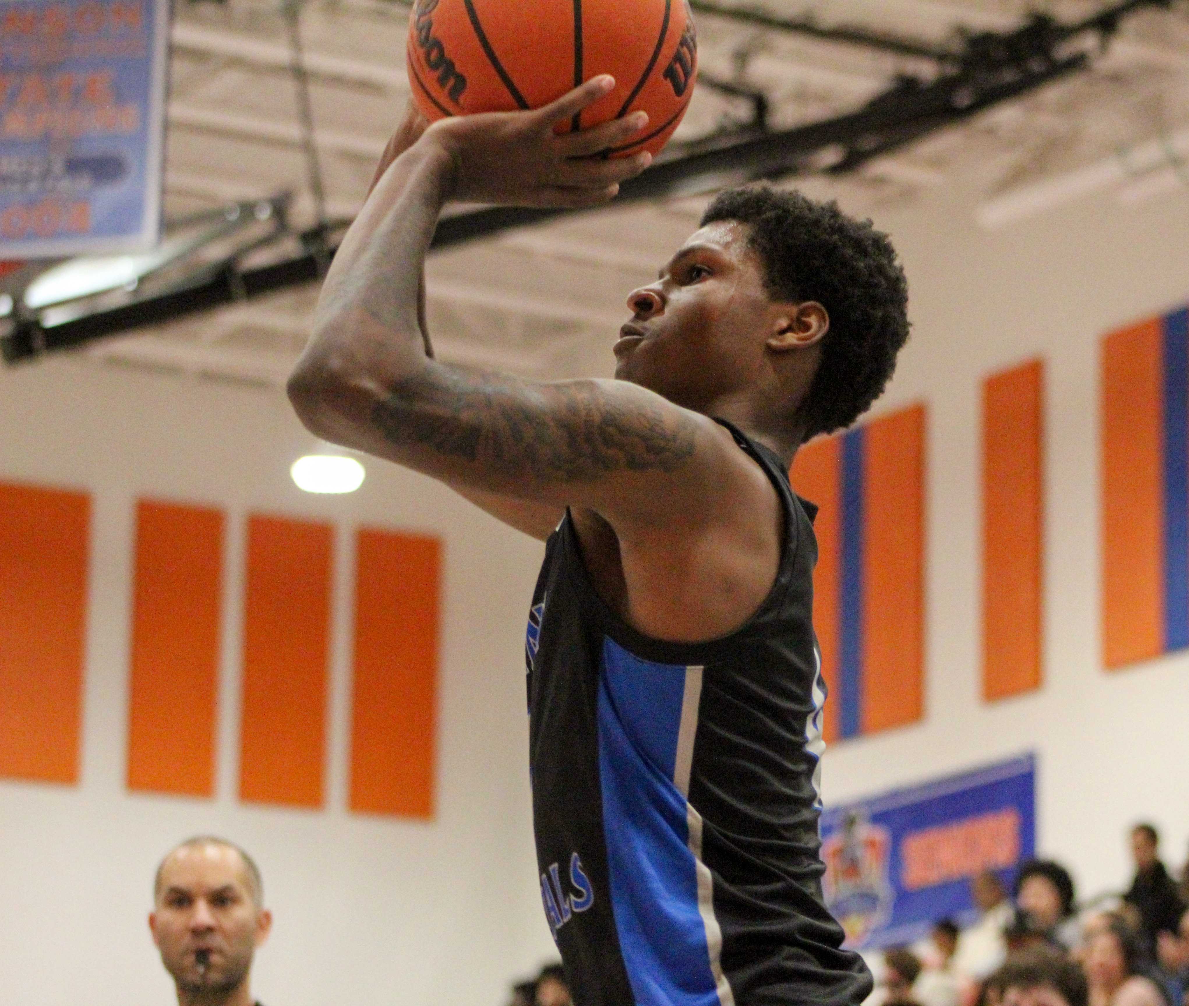 Grant sophomore Jamarea Sanders takes a shot against Benson. (Photo by Austin White/Portland Preps)